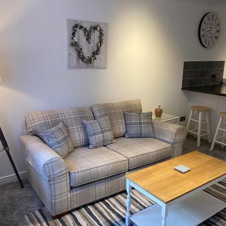 Modern 2 Bedroom Ground Floor Apartment With Parking Ripon City Centre Eksteriør billede
