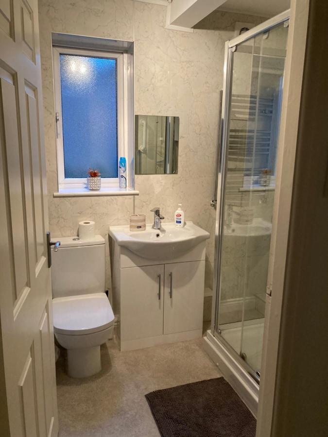 Modern 2 Bedroom Ground Floor Apartment With Parking Ripon City Centre Eksteriør billede
