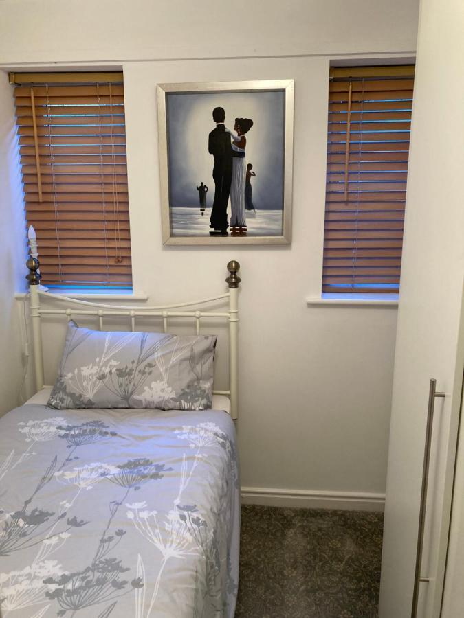 Modern 2 Bedroom Ground Floor Apartment With Parking Ripon City Centre Eksteriør billede